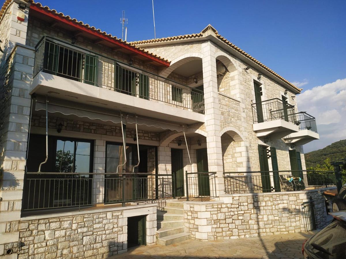 Papadeas Villas Megali Mantineia Exterior photo
